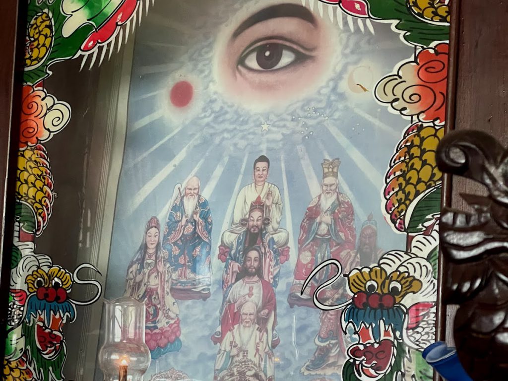 カオダイ教の祭壇画